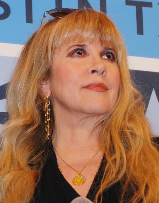 Stevie Nicks. Fonte: Wikimedia Commons/Larry Richman